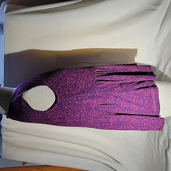 Juicy Couture Purple Navy Blue Sleeveless Flowy Top Size XS Mint Condition - Picture 3 of 10